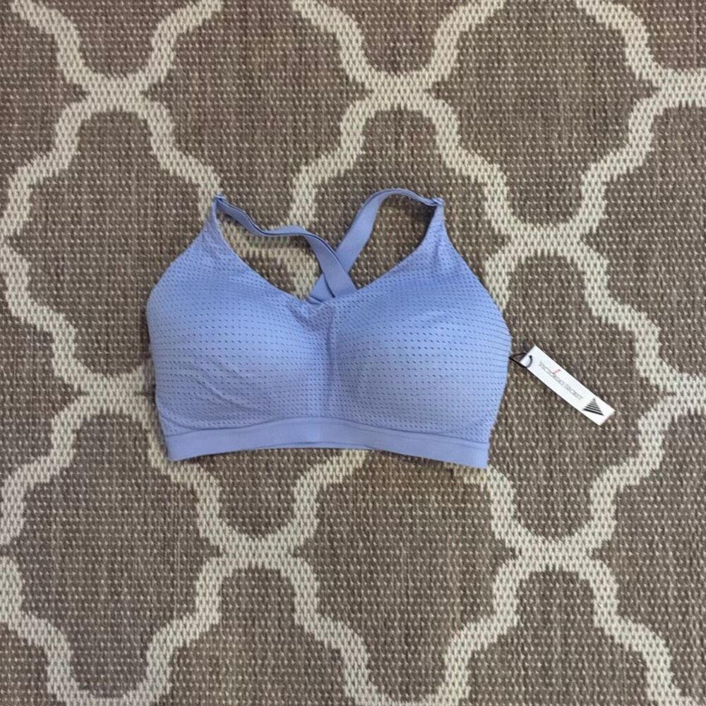 Victoria’s Secret lightweight mesh sports bra size 34DD
